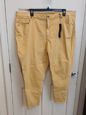 5/25 Plus Size Mustard Yellow Pants